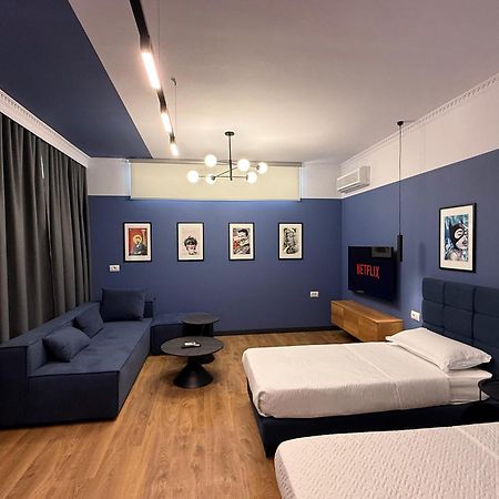 Apartamento Tirana Days Free Parking Exterior foto