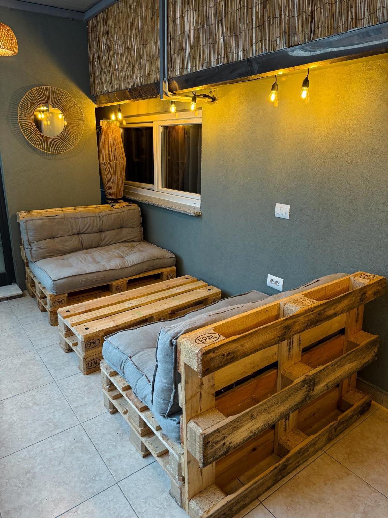 Apartamento Tirana Days Free Parking Exterior foto