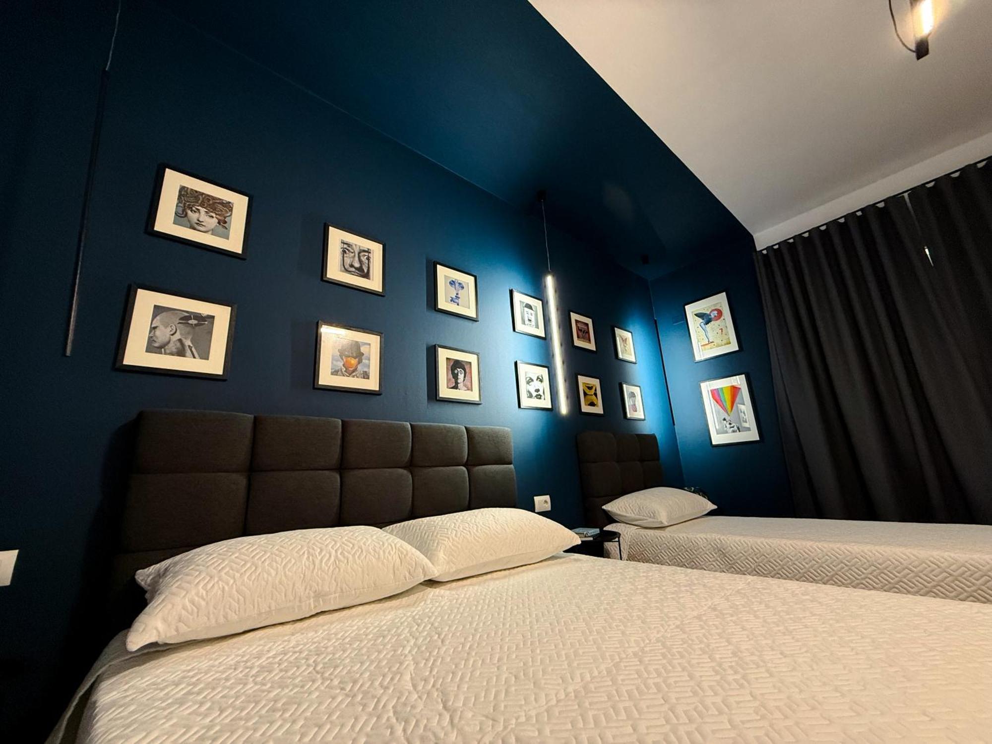 Apartamento Tirana Days Free Parking Exterior foto